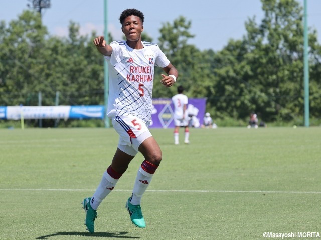 メンディーサイモン友　父